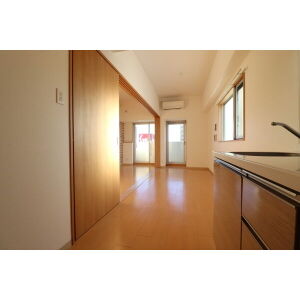 その他部屋・スペース　室内イメージ写真です。実際のお部屋の内装(壁紙や床、建具、設