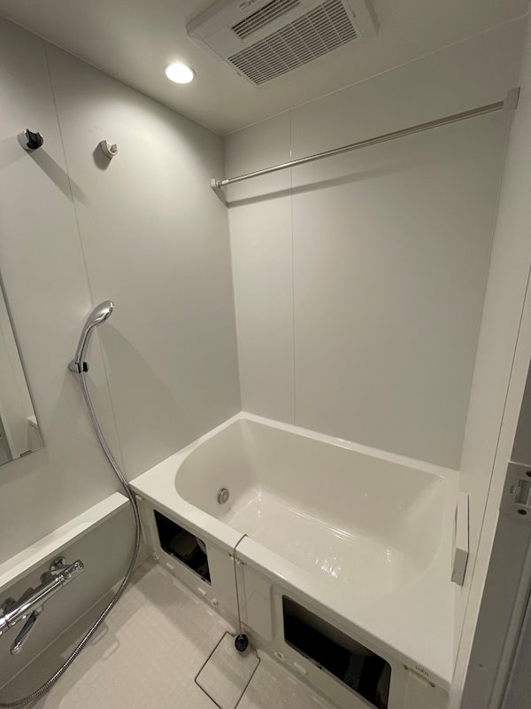 バス・シャワールーム　バス