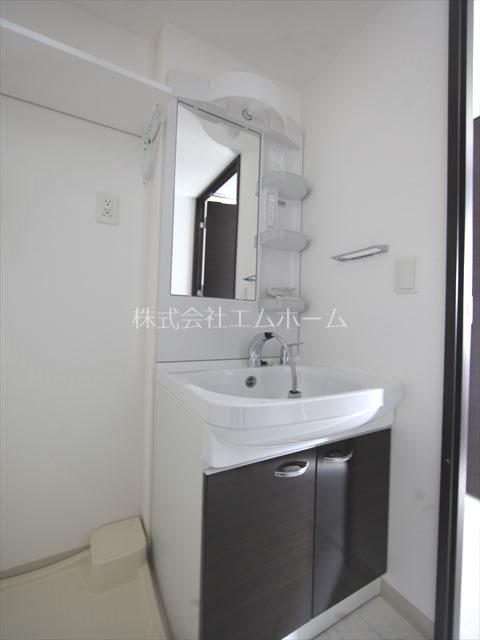 洗面設備　独立洗面台（シャンプードレッサー付）