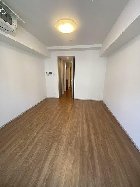 居室・リビング　明るい雰囲気で暮らしやすい！優しい質感の室内がオススメ☆