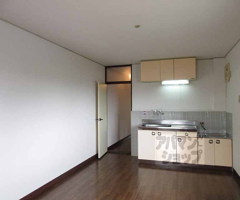 居室・リビング　広々リビングです