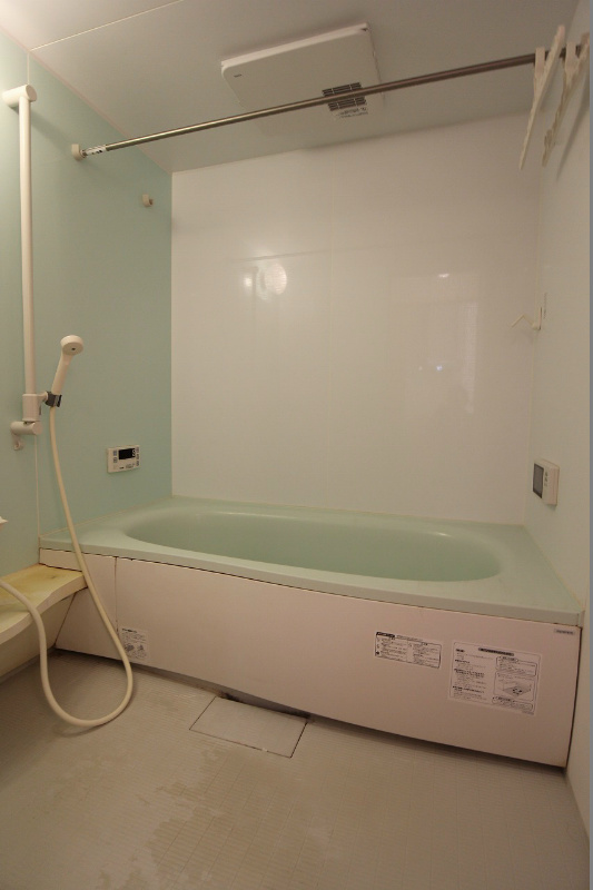 バス・シャワールーム　他号室写真