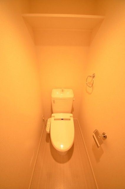 トイレ　※他号室参考写真