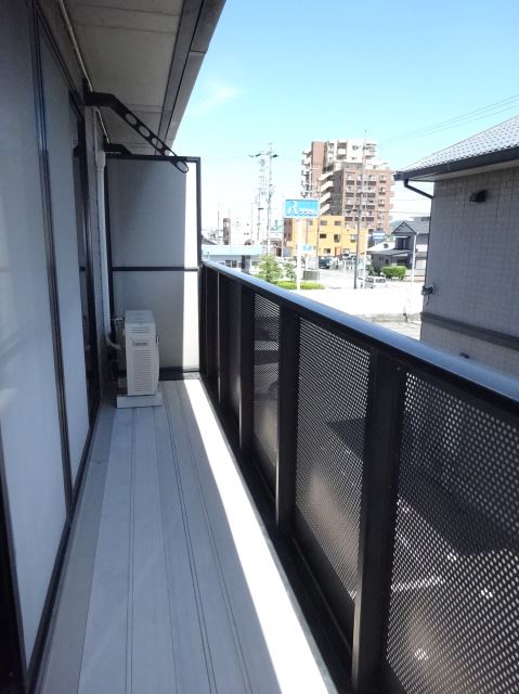 バルコニー　ベランダ