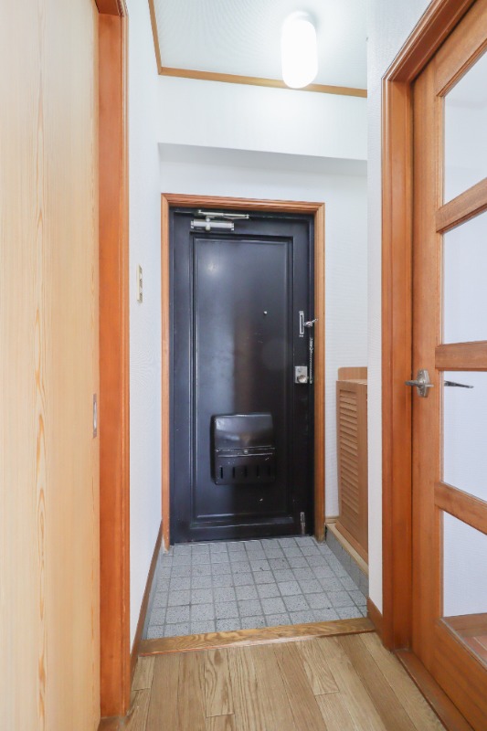 玄関　図面と現状に相違がある場合には現状を優先