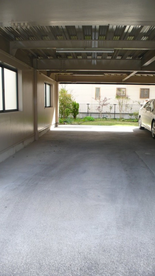 駐車場　敷地内駐車スペース