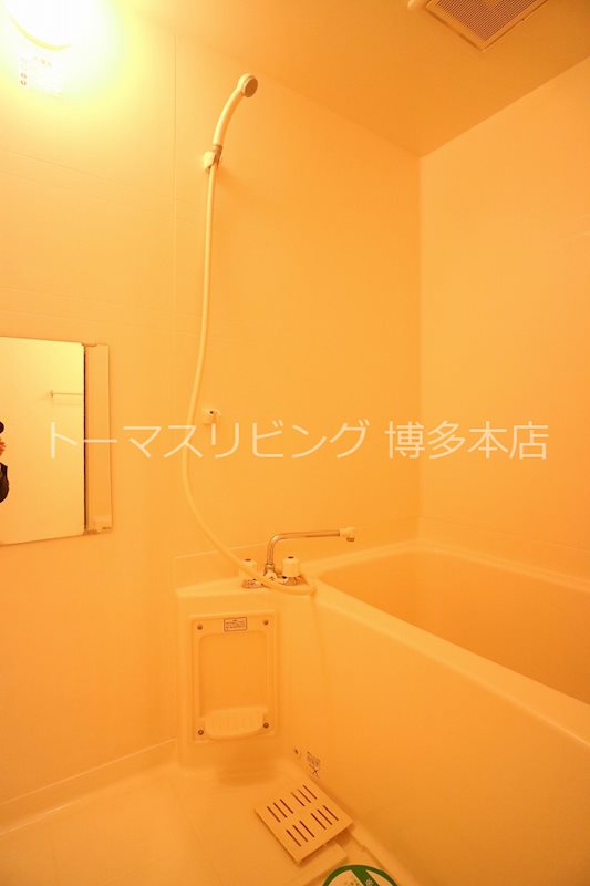 バス・シャワールーム　※別号室の参考写真になります。