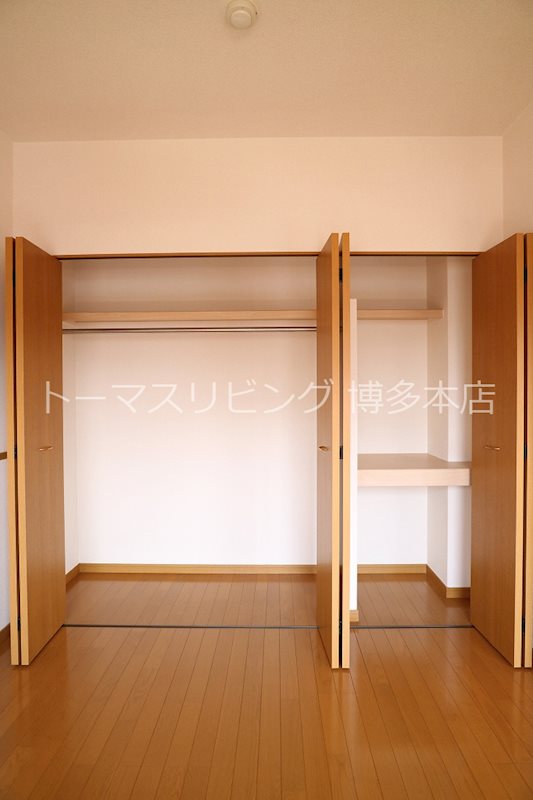 収納　※別号室の参考写真になります。