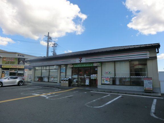 コンビニ　セブン-イレブン京都大枝中山店（コンビニ）まで197m