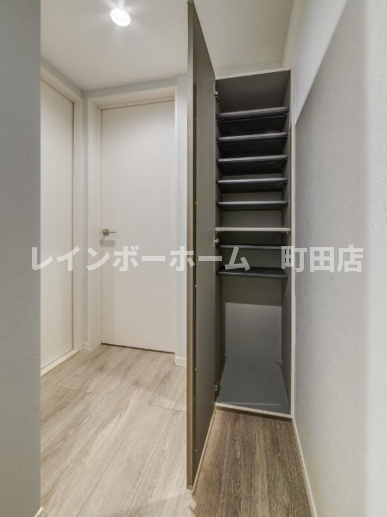 玄関　写真はイメージです。