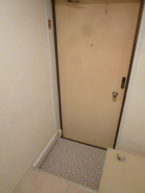 玄関　★お部屋探しは株式会社タウンハウジング東京まで★