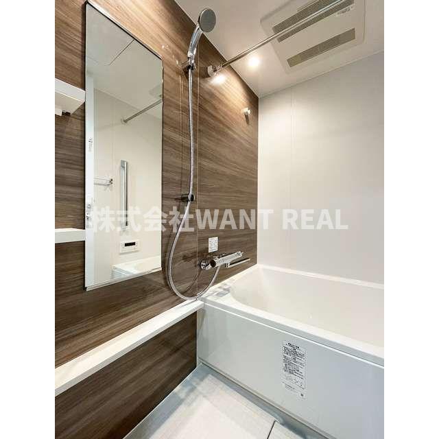 バス・シャワールーム