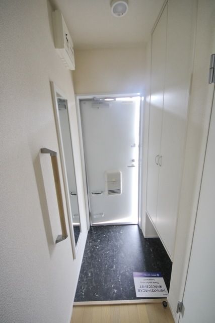 玄関　★見学希望等はタウンハウジング中央林間店までお気軽に♪★