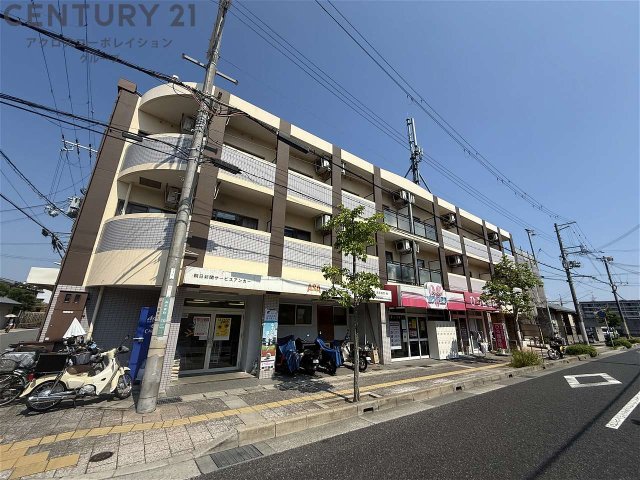 建物外観　安心のオートロック付き♪