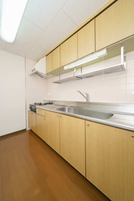 キッチン　※写真は同タイプ住戸です。