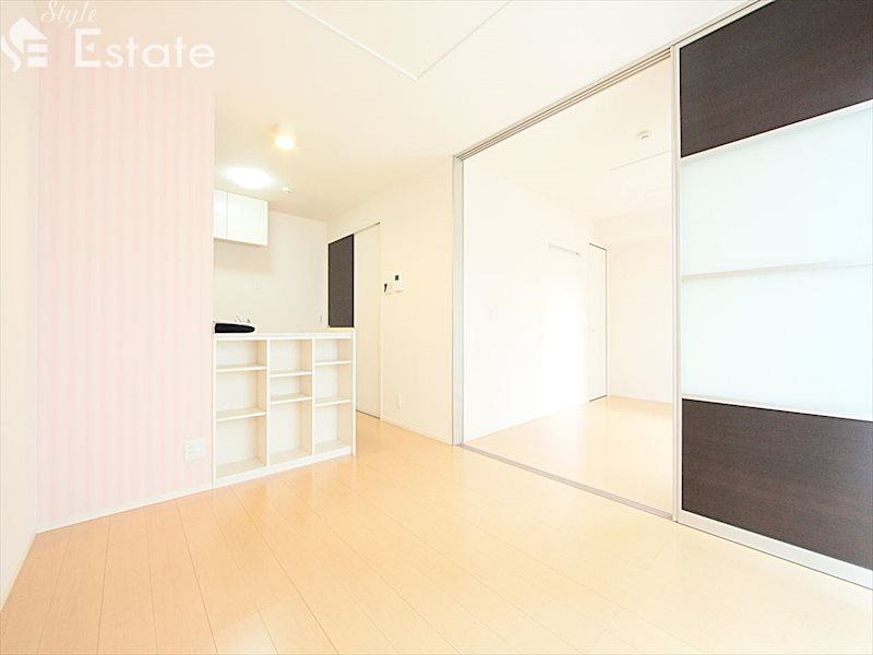 居室・リビング　内装