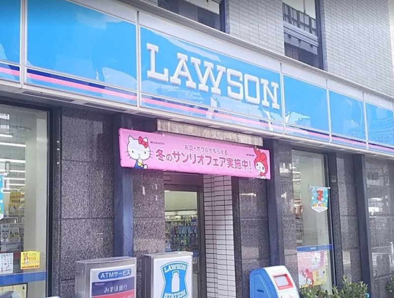 コンビニ　ローソン阿波座駅前店（コンビニ）まで182m