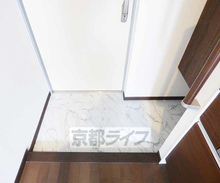 玄関　すっきりとした玄関。