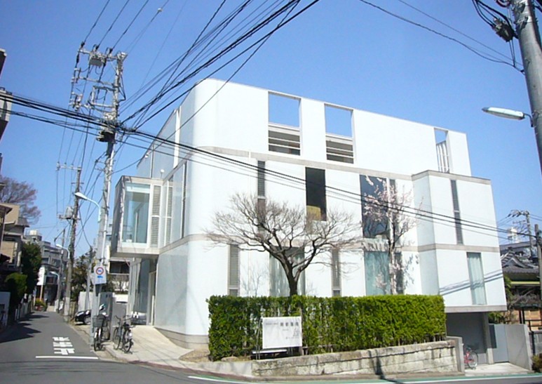 病院　岡部医院（病院）まで845m