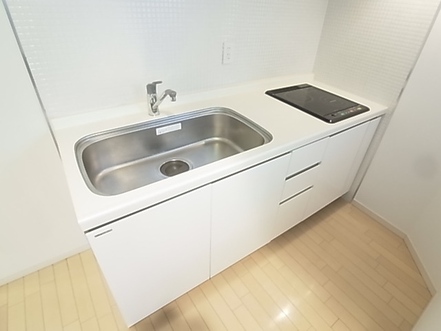 キッチン　ＩＨシステムキッチン。