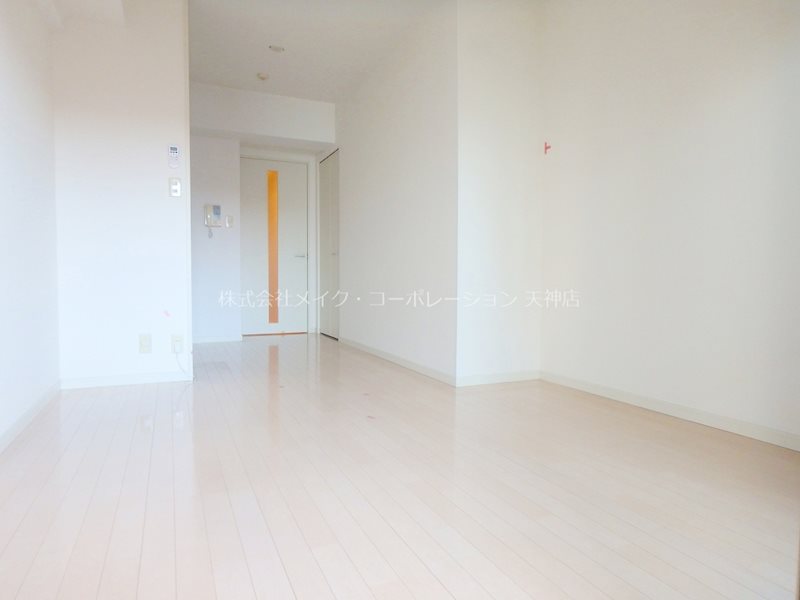 居室・リビング　※入居中の為別部屋写真使用現状優先