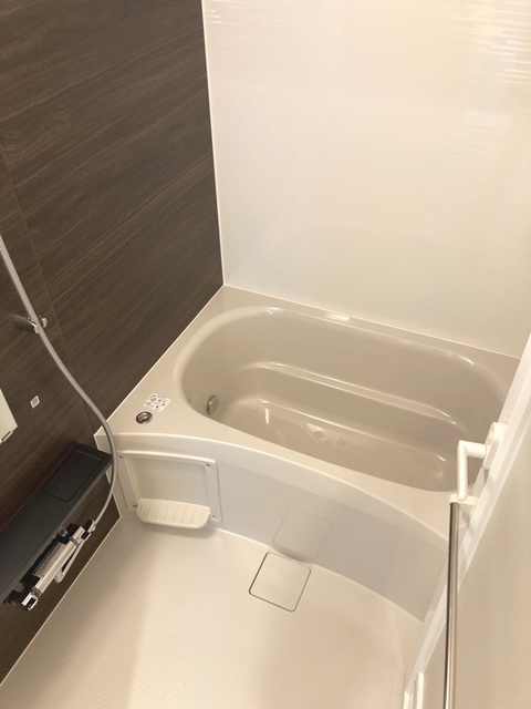 バス・シャワールーム　※写真は同タイプ住戸です。