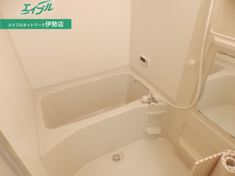 バス・シャワールーム　同型参考写真