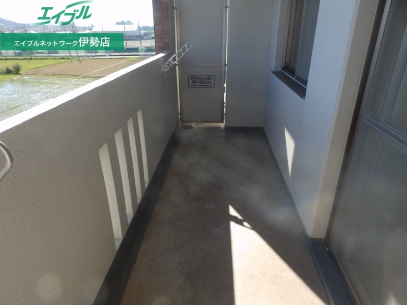 バルコニー　同型参考写真