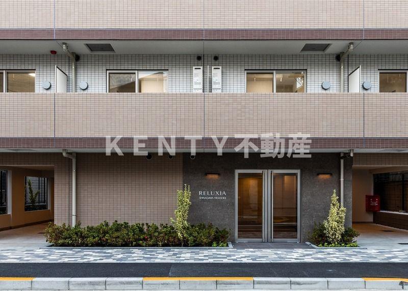 エントランス　清潔なエントランスです