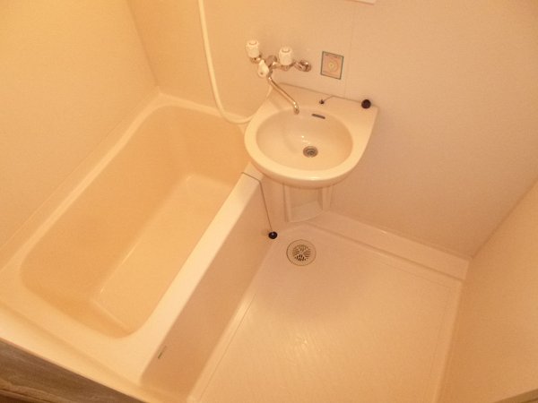 バス・シャワールーム　風呂