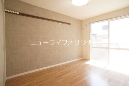 その他　アクセントクロスが特徴のお部屋です。
