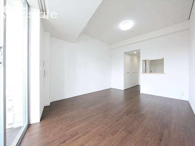 居室・リビング　内装