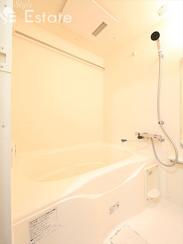 バス・シャワールーム　バスルーム