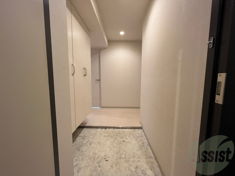 玄関　玄関の様子です。明るい印象ですね。気分もあがりそう。