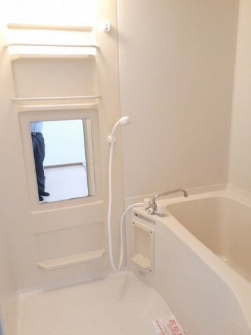 バス・シャワールーム　お風呂で日々の疲れを落としましょう