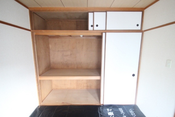 収納　※他部屋のお写真になります