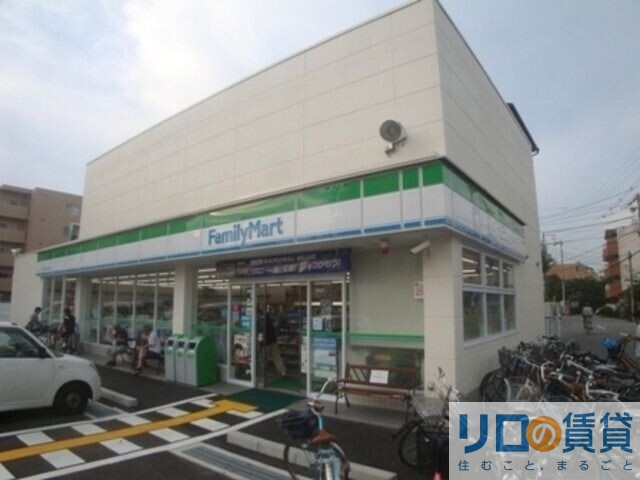 コンビニ　ファミリーマート東淀川大桐一丁目店（コンビニ）まで540m
