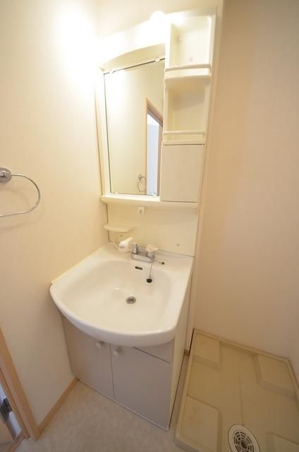 洗面設備　♪朝・晩の強い味方、シャンプードレッサー！♪