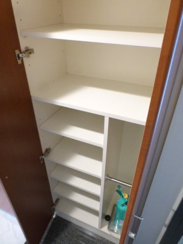 収納　シューズボックス