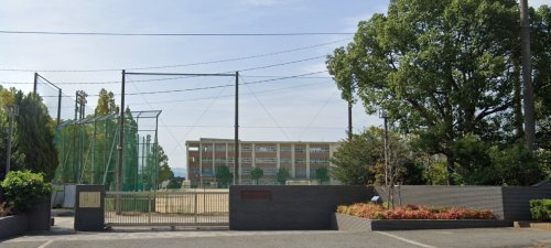 中学校　和歌山市立明和中学校（中学校）まで2123m