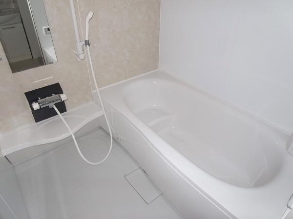 バス・シャワールーム　浴室