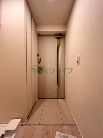 玄関　※参考写真です。同じ間取りの別部屋になります。