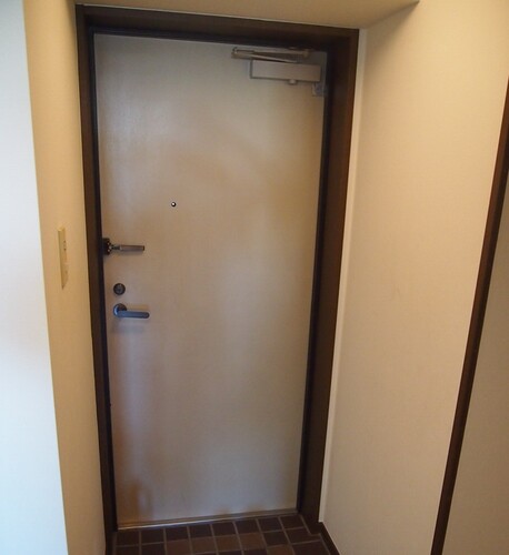 玄関　玄関　※前回募集時2020年2月の写真