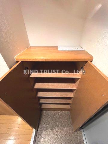 収納　シューズボックスです