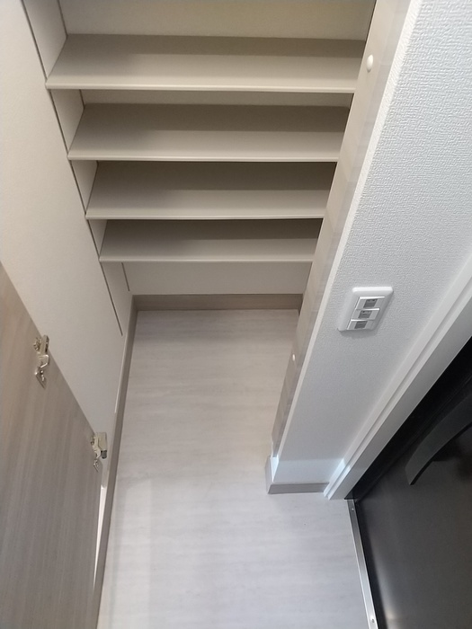 その他設備　シューズクローク