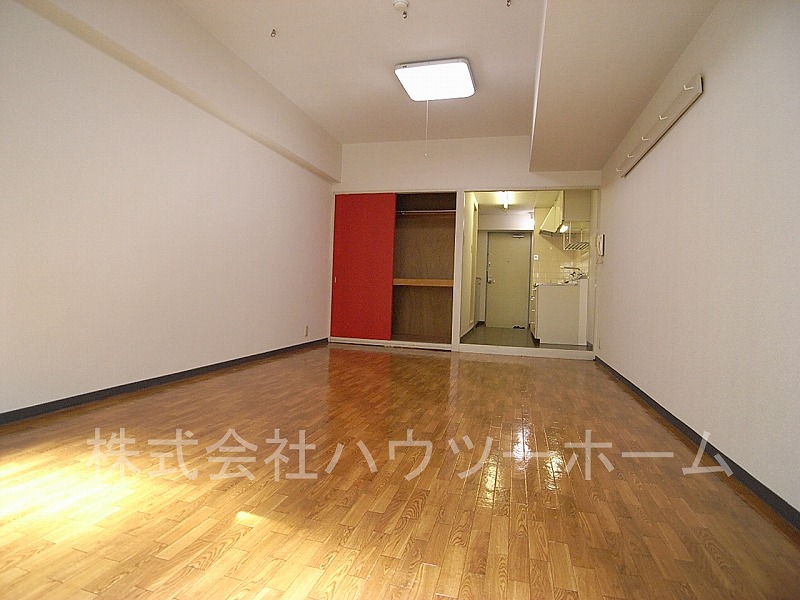 バルコニー　部屋