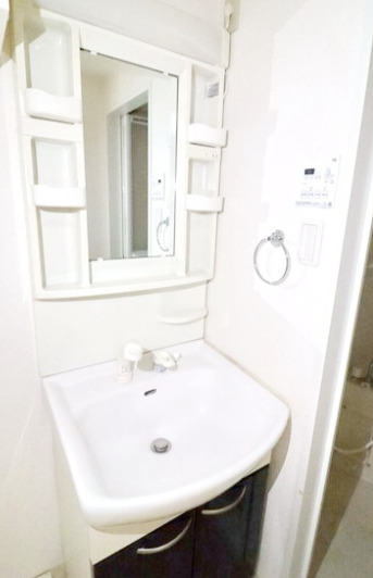 洗面設備　同仕様