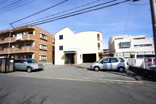 駐車場　キッチン