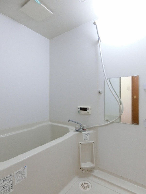 バス・シャワールーム　図面と現状に相違がある場合には現状を優先