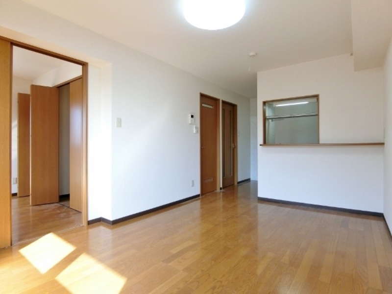 居室・リビング　図面と現状に相違がある場合には現状を優先